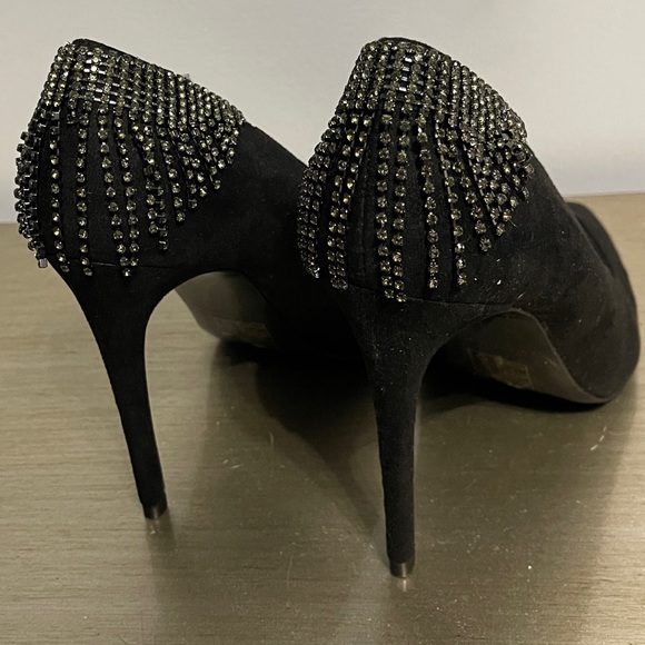 NEVER WORN Call It Spring Suede heels - Picture 3 of 3